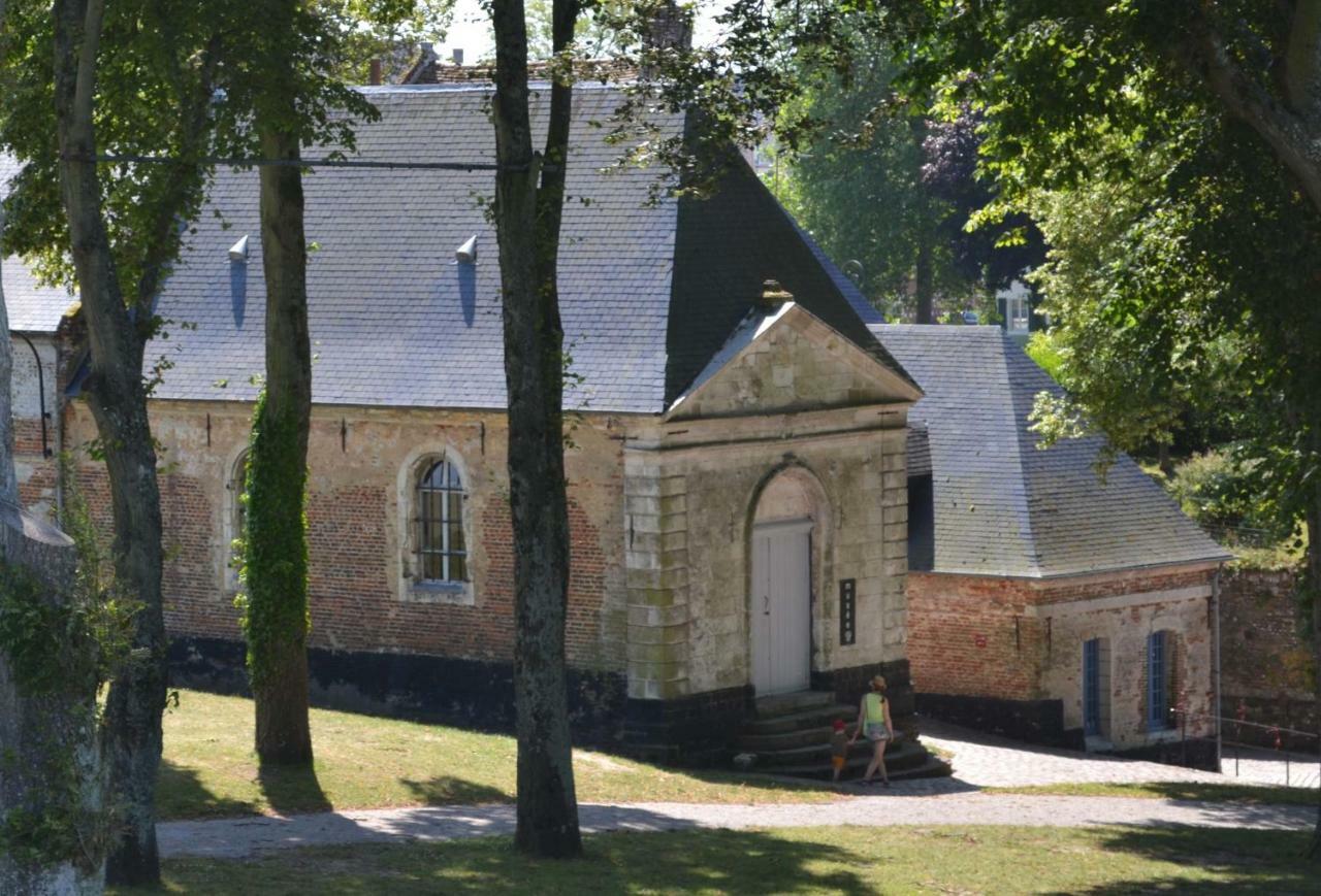 Montreuil  Auberge De Jeunesse-La Hulotte מראה חיצוני תמונה