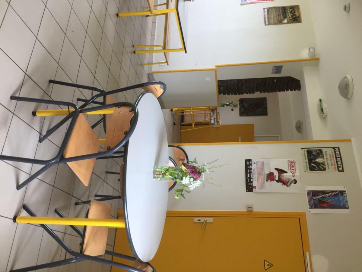 Montreuil  Auberge De Jeunesse-La Hulotte מראה חיצוני תמונה